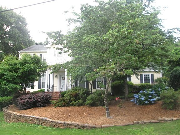 Custom Stone Wall 