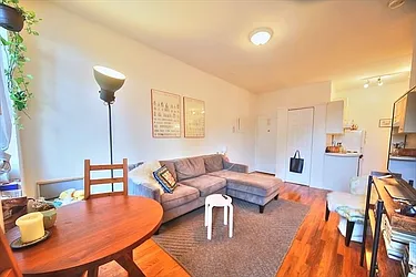 Rented by Metropolitan Realty