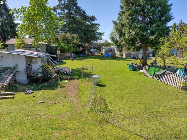 2165 Laura St, Springfield, OR 97477