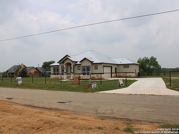 2nd image of 2620 County Road 357