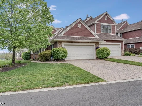 18 Kelburn Ct, Hardyston Twp., NJ 07419