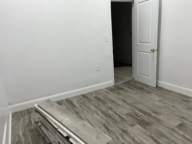 415 S 10th St #2 — Photo 5