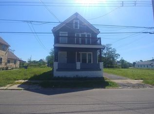 993 Smith St, Buffalo, NY 14212