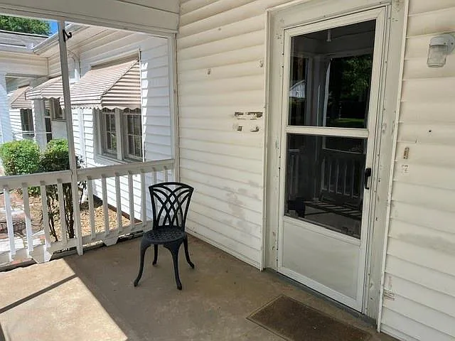 66 Trammell St SW #B — Photo 6
