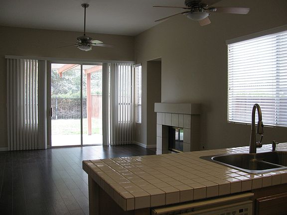 4th image of 45081 Corte Valle