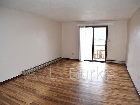 2nd image of 2901 North St APT 6