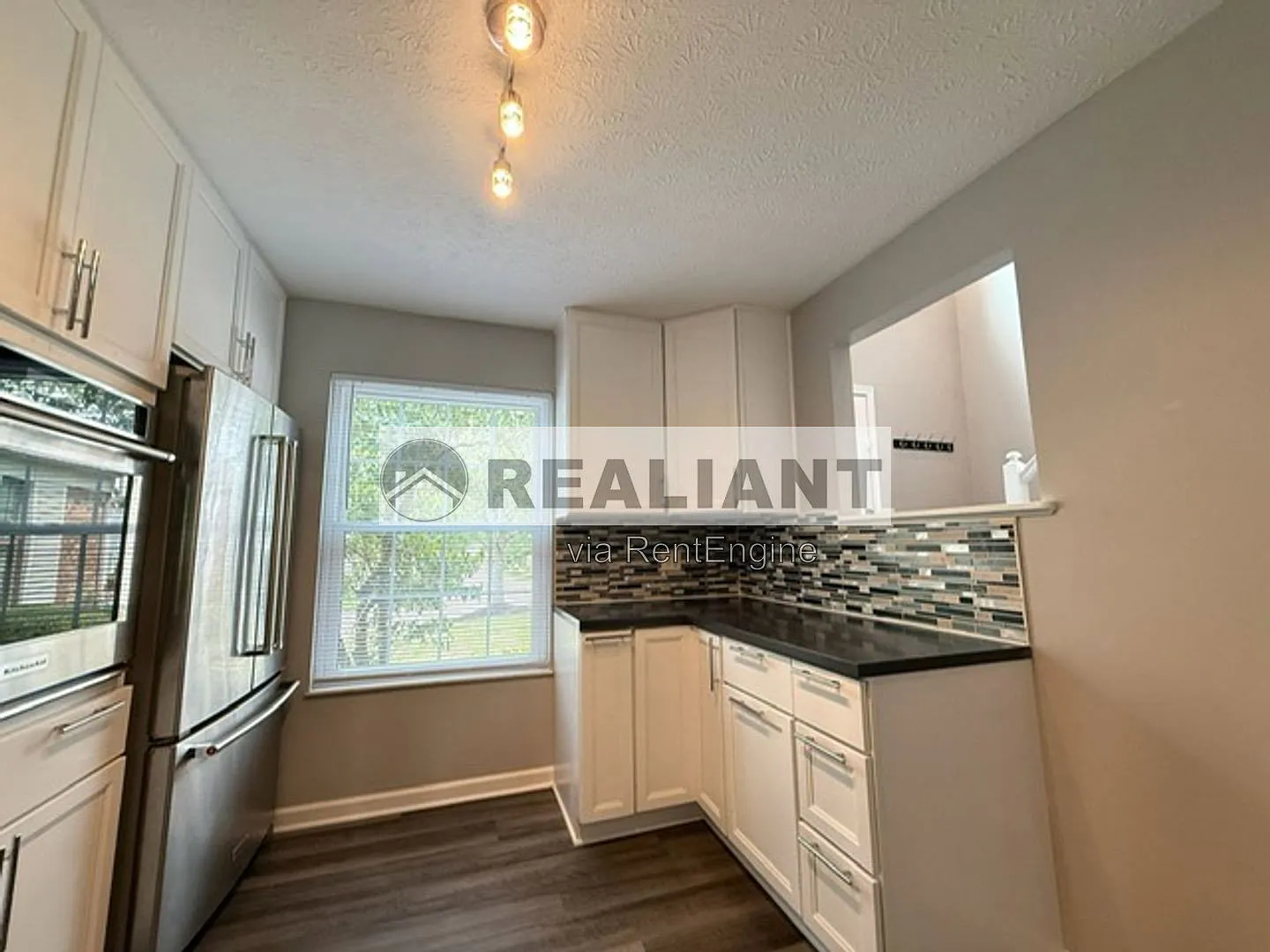 2 bed, 1.5 bath, $1,995 — Photo 3