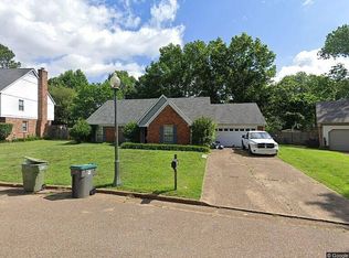 2830 Lanthorn Dr, Cordova, TN 38016