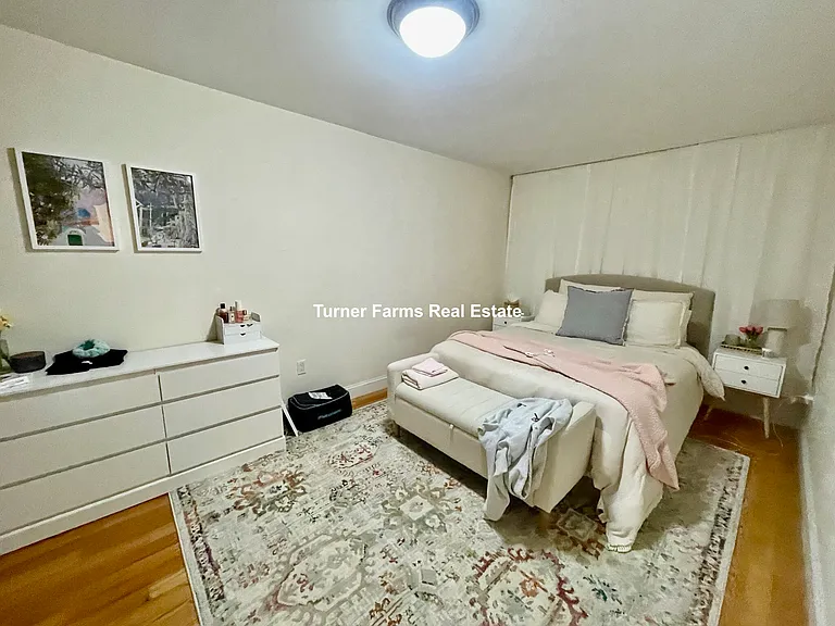 98 L St #B — Photo 12