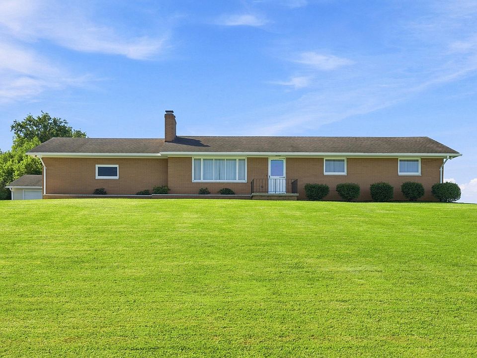1st image of 2464 Lees Rd