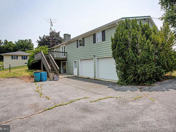4th image of 6404 Hillcrest St