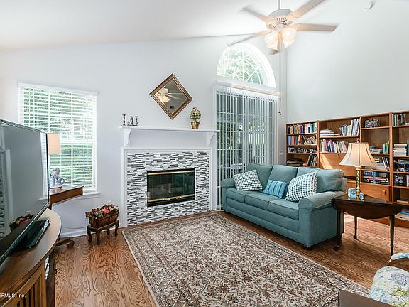5th image of 4409 Ashfield Dr