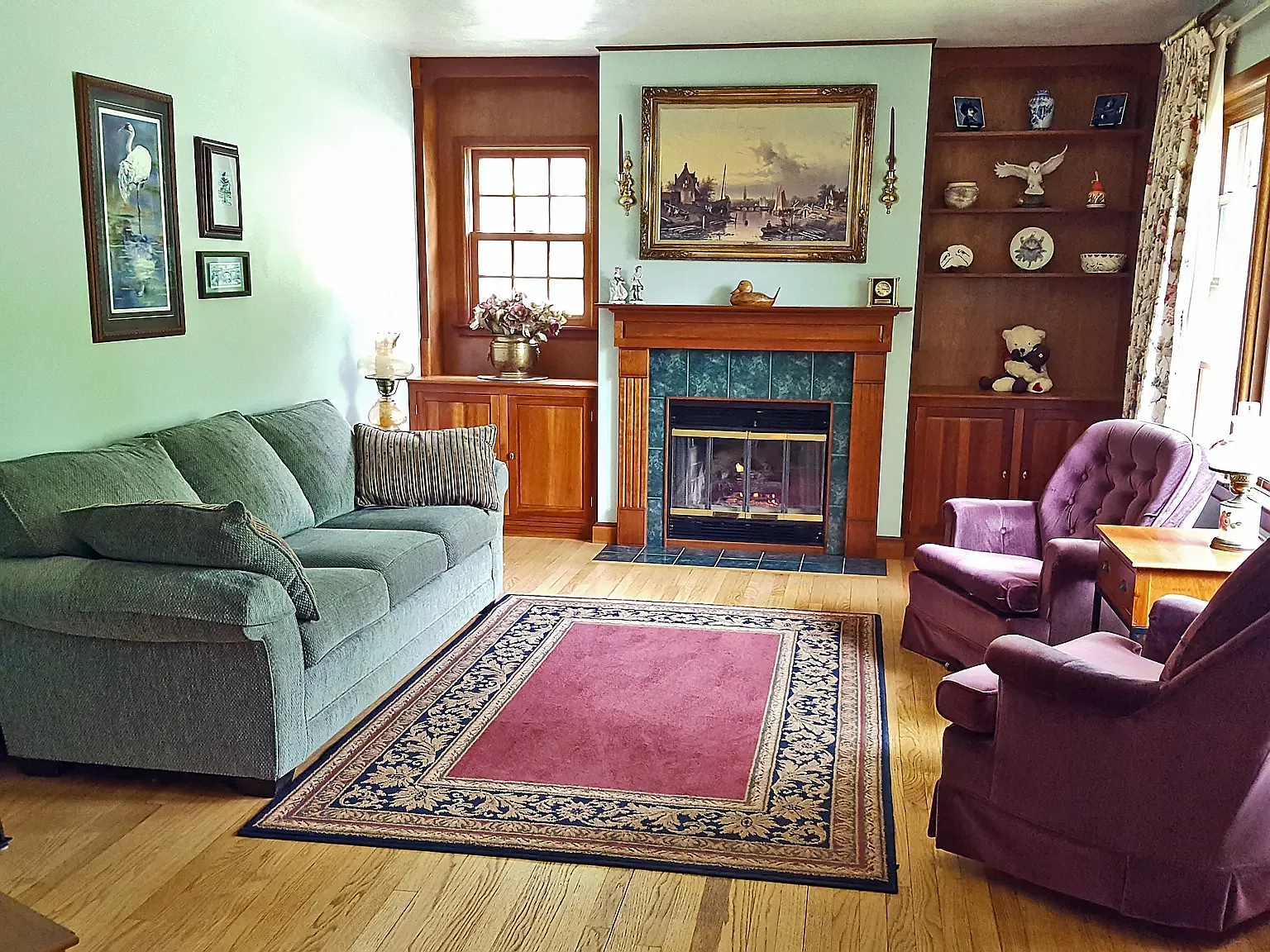 3 bed, 2.5 bath, 1648 sqft, $2,950 — Photo 2