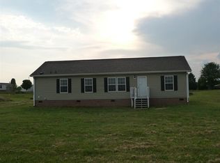 121 Holden Acres Dr, Inman, SC 29349