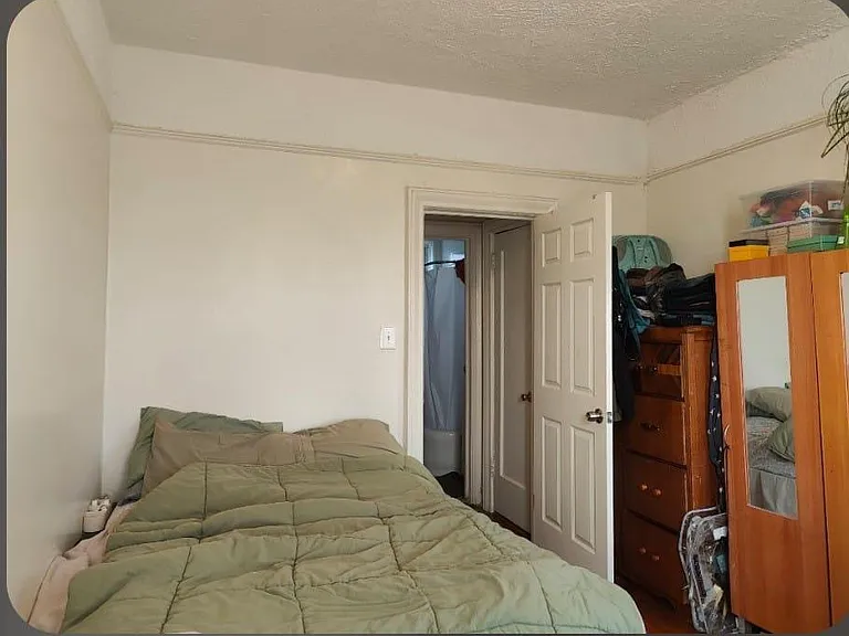2709 Clarendon Rd #C3 — Photo 8