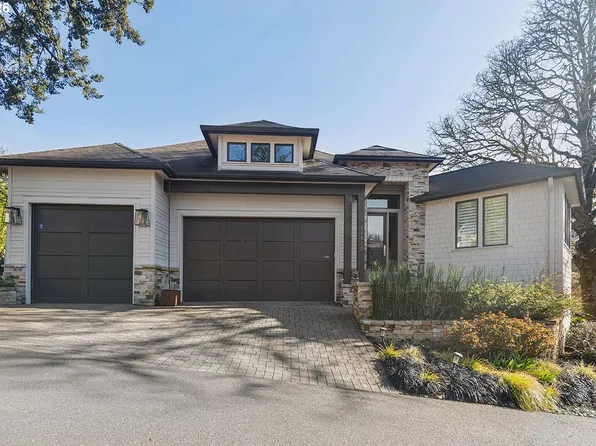 13912 Goodall Rd, Lake Oswego, OR 97034
