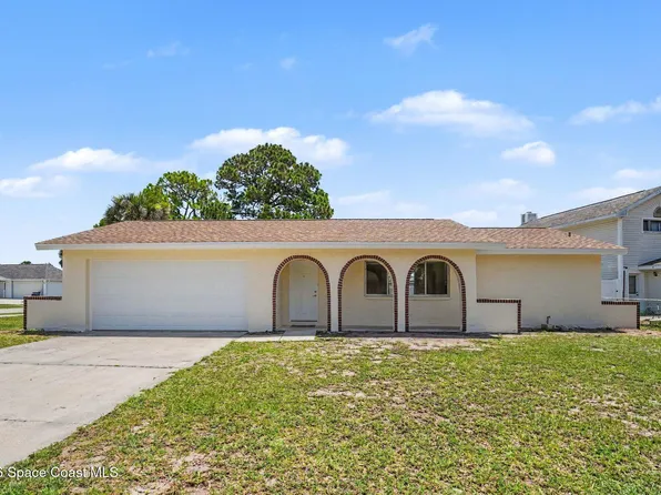 952 Bayberry Ln, Rockledge, FL 32955