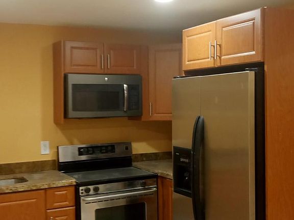 4th image of 5939 NE 1st Ave #2