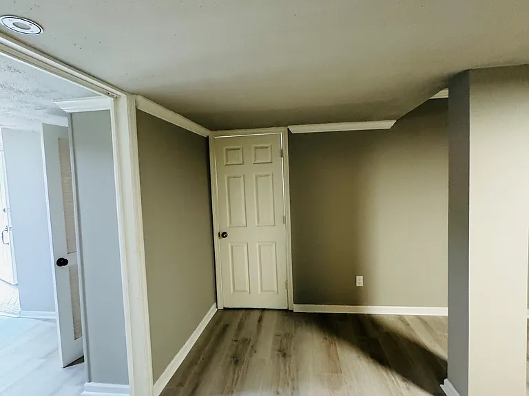 4975 Park Ave #A — Photo 9