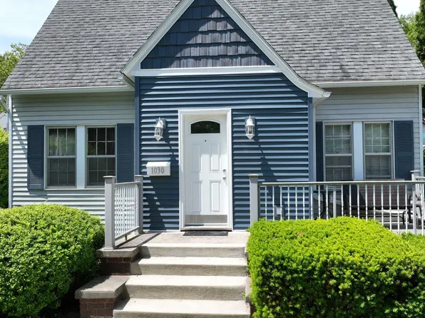 1030 S Fancher Ave, Mount Pleasant, MI 48858