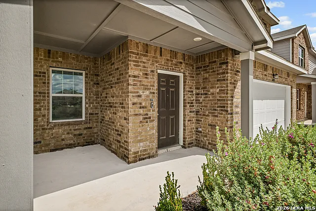 14403 Texas Coral — Photo 3
