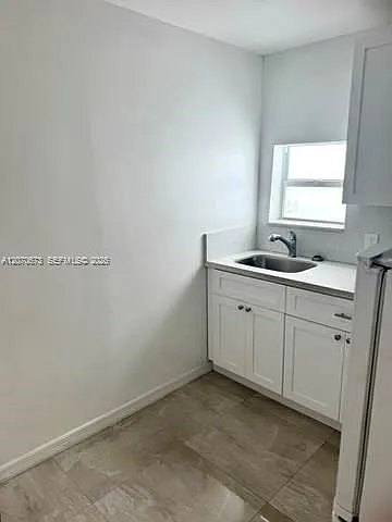 6201 SW 37th Ct #3B — Photo 2