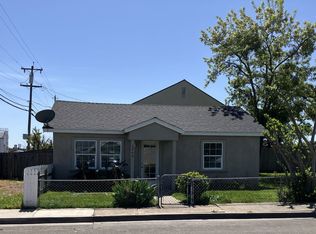 2966 Ross Ave, Riverbank, CA 95367