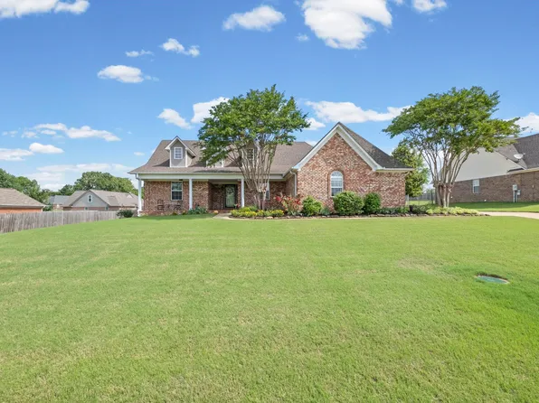 708 Walker Pkwy, Atoka, TN 38004