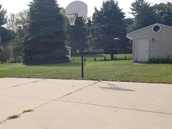 4th image of 1209 Hyland Dr #0