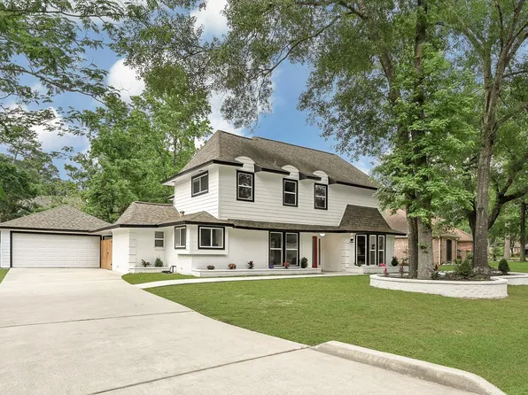 725 Talmalge Hall Dr, Conroe, TX 77302