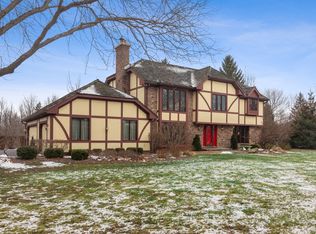 6553 Stockbridge Ln, Long Grove, IL 60047