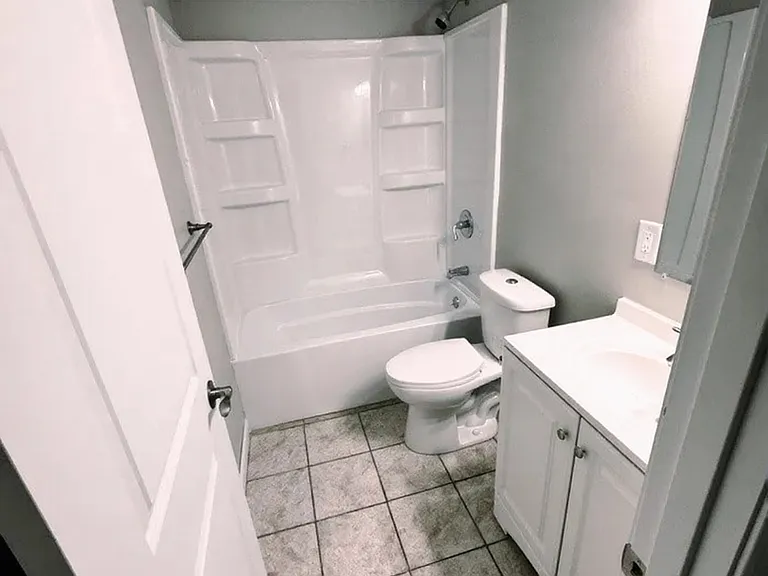 3622 Douglas Ave — Photo 5