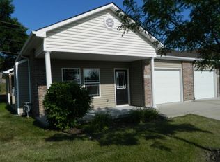 4723 S Union Ave #D10L, Independence, MO 64055