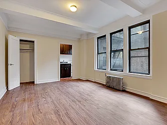 Rented by Cooper & Cooper Real Estate