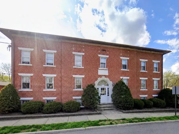 920 Columbia Ave, Akron, OH 44310