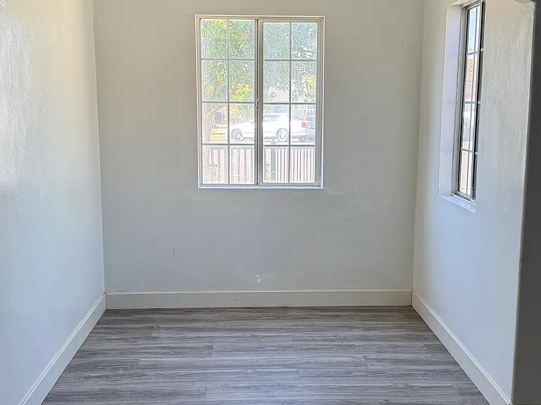 3424 Santa Fe St — Photo 11