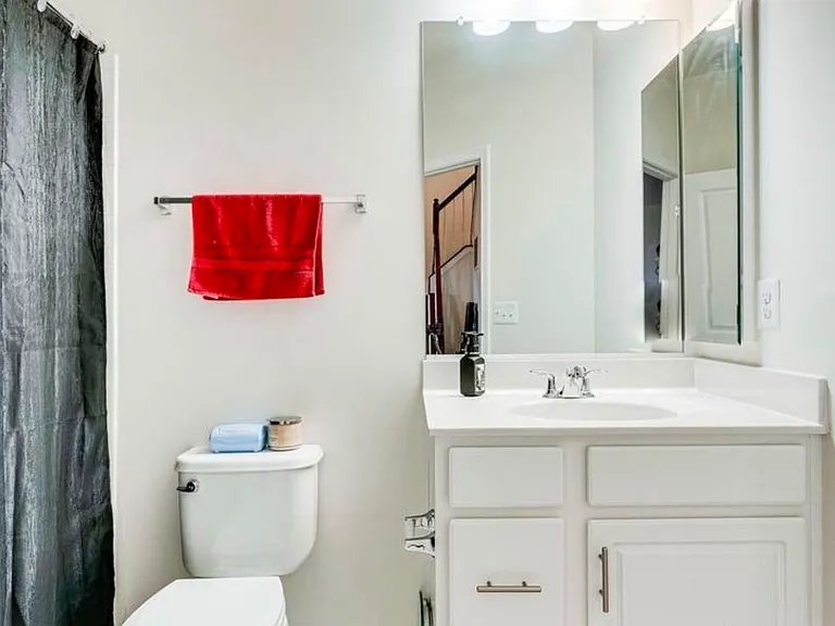 42440 Dogwood Glen Sq — Photo 34