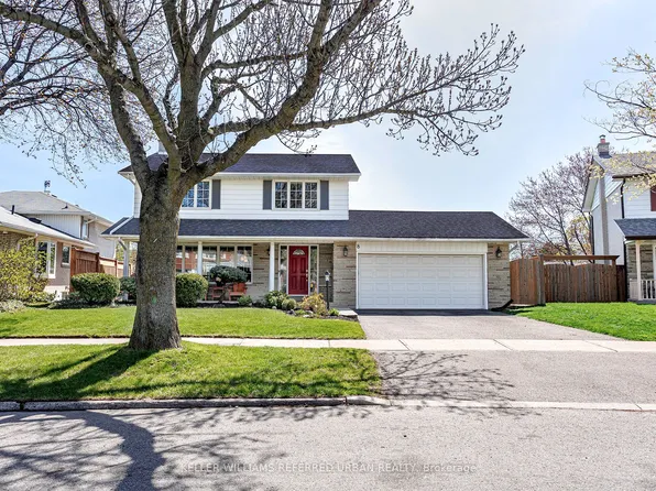 8 Markwood Cres, Toronto, ON M9C 1L2