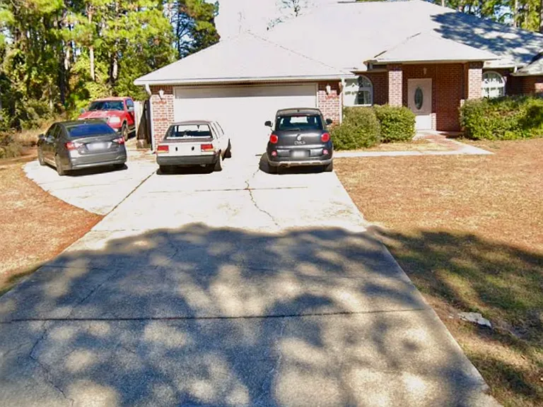 7570 Woodmont St — Photo 24