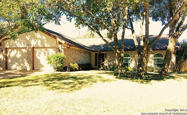 1st image of 2611 Willow Crest St