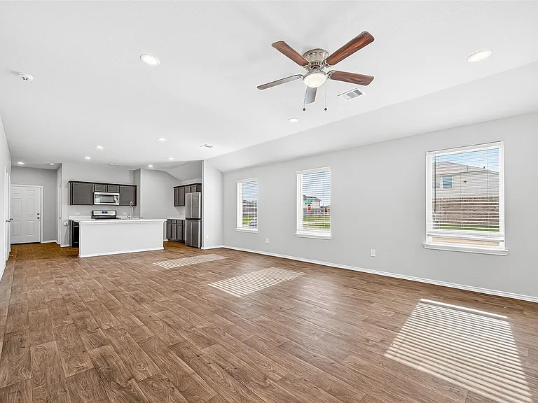 21414 Hartford Hollow Ln — Photo 4