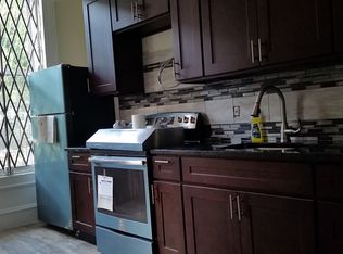 105 Milton St APT 1, Brooklyn, NY 11222