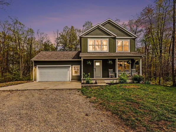 2350 S Sullivan Rd, Ravenna, MI 49451