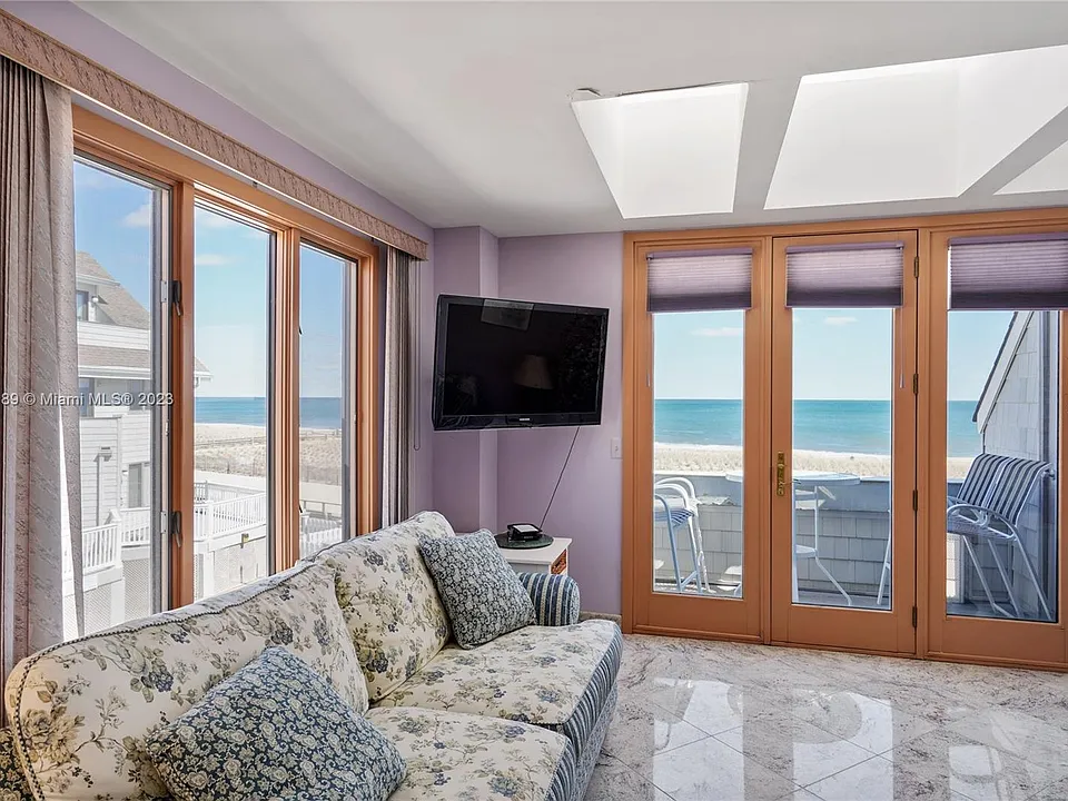 900 Ocean Ave #108