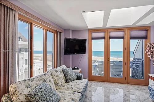 900 Ocean Ave Photo 1