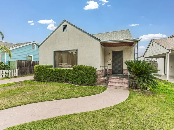 153 N McKinley Ave, Dinuba, CA 93618