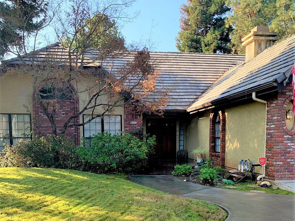 1st image of 9221 N Stoneridge Ln
