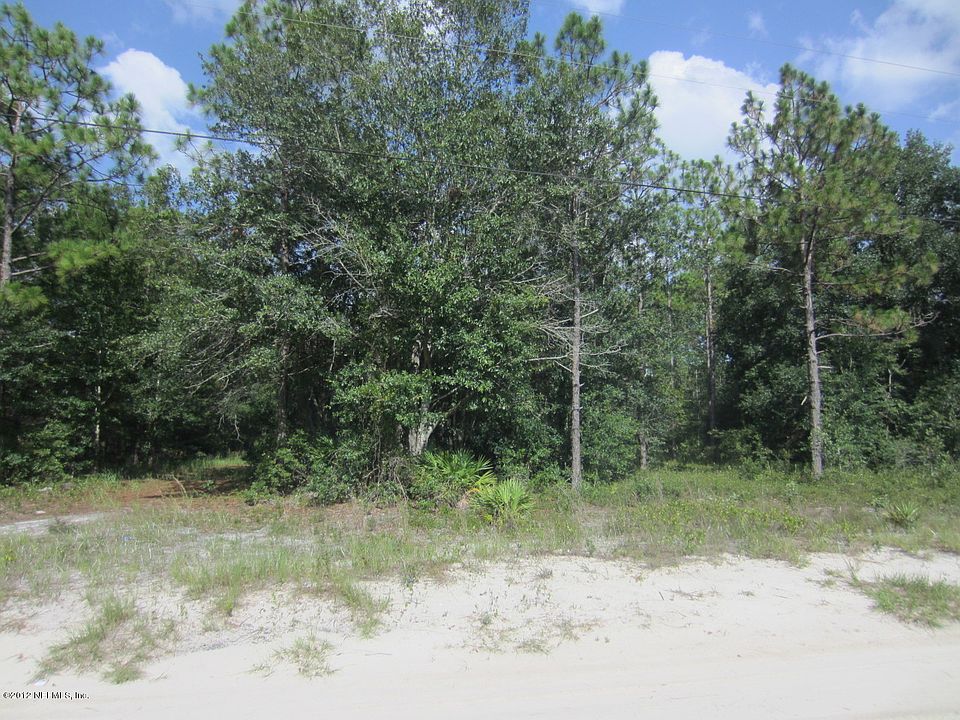 1st image of 775 Linda Ln