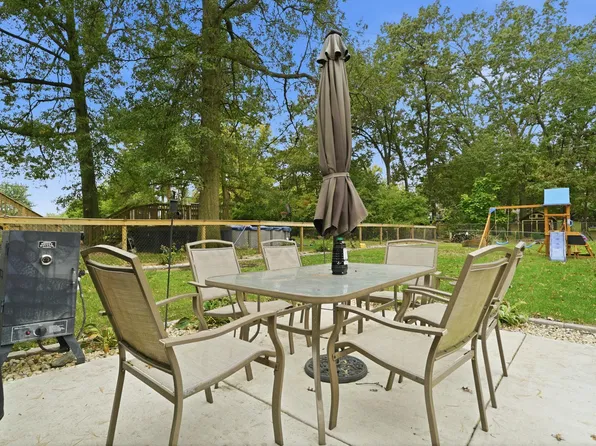10352 N 493 E, Demotte, IN 46310