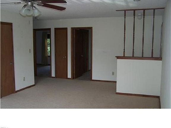 3rd image of 4618 Lee Ave